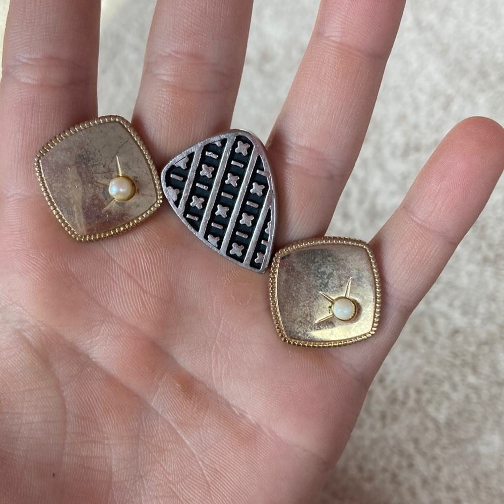 Button replacers